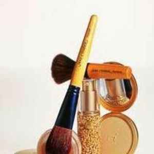 Meet your Posher, Gloria